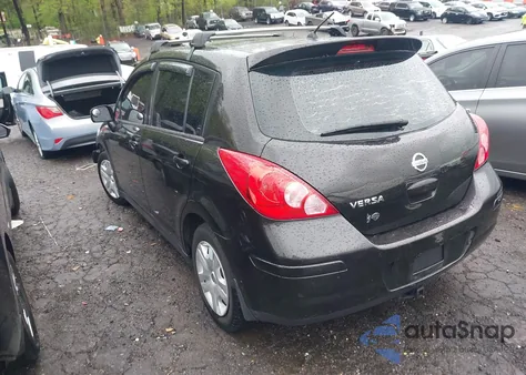 2010 Nissan Versa 1.8S z USA, uszkodzony, nr VIN 3N1BC1CP9AL451076